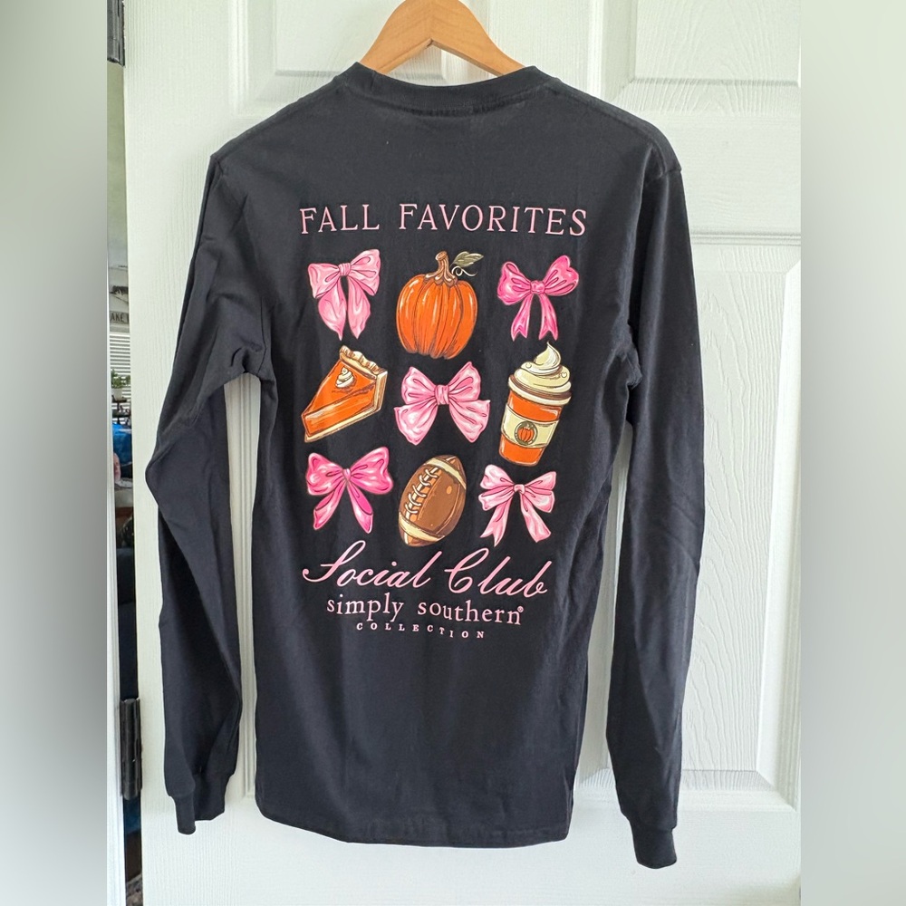 NWT Simply Southern size small black long sleeve Fall Favorites Social Club.